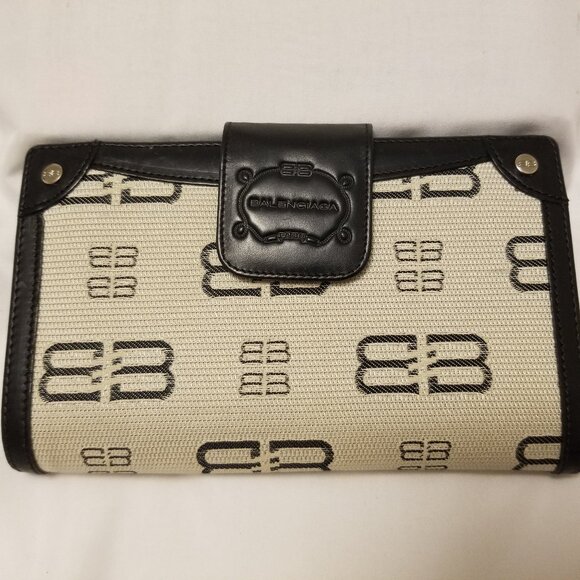 Balenciaga Wallet - Picture 1 of 7